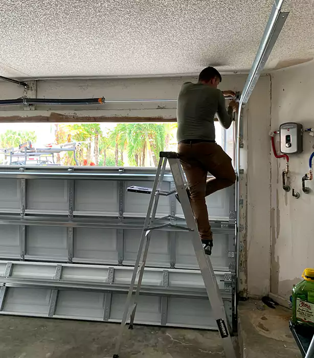Garage Door Roller Replacement El Portal