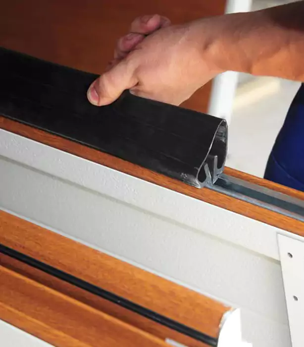 Garage Door Seal Replacement El Portal